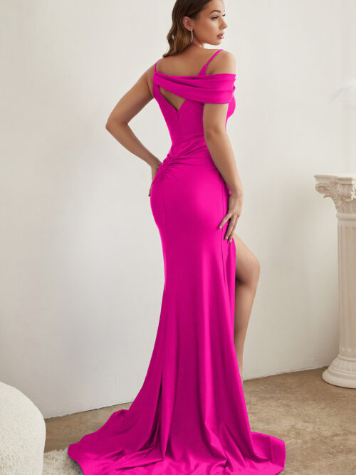 ASYMMETRICAL SHOULDER FITTED GOWN