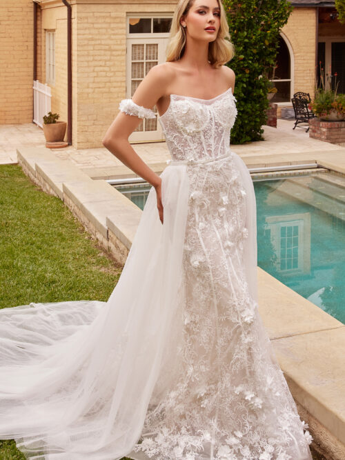 FIT & FLARE BRIDAL GOWN WITH REMOVABLE SKIRT