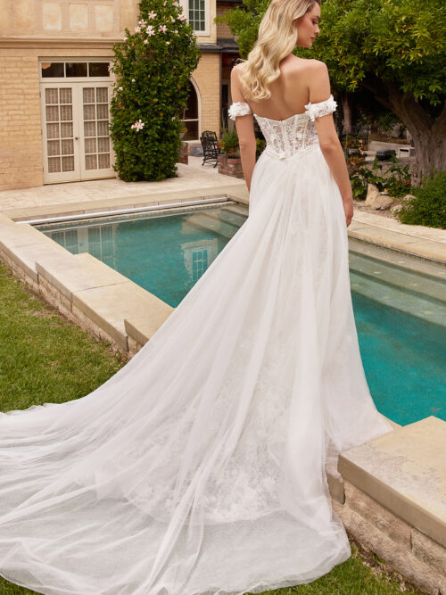 FIT & FLARE BRIDAL GOWN WITH REMOVABLE SKIRT